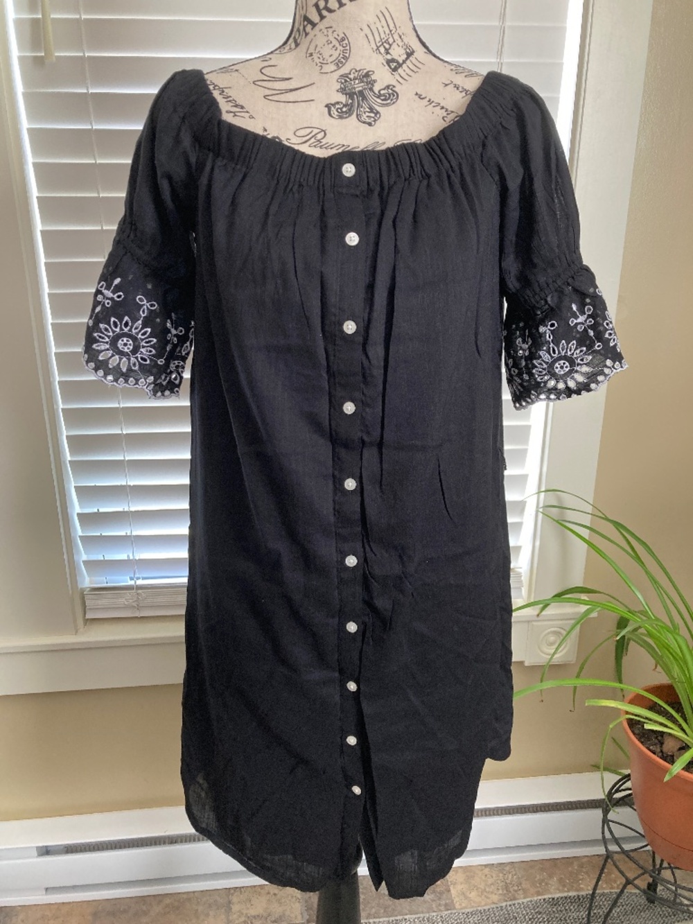 Off Shoulder Black Embroidered Dress XS